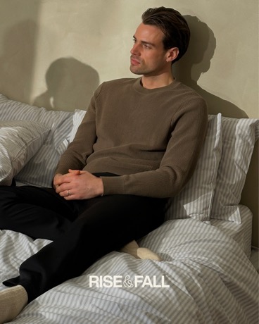 Rise & Fall ad